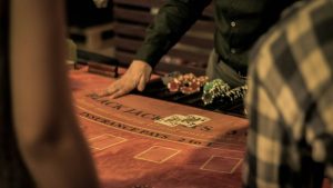 Calculating Risk of Ruin: Bankroll Sizing for Blackjack Table Minimums